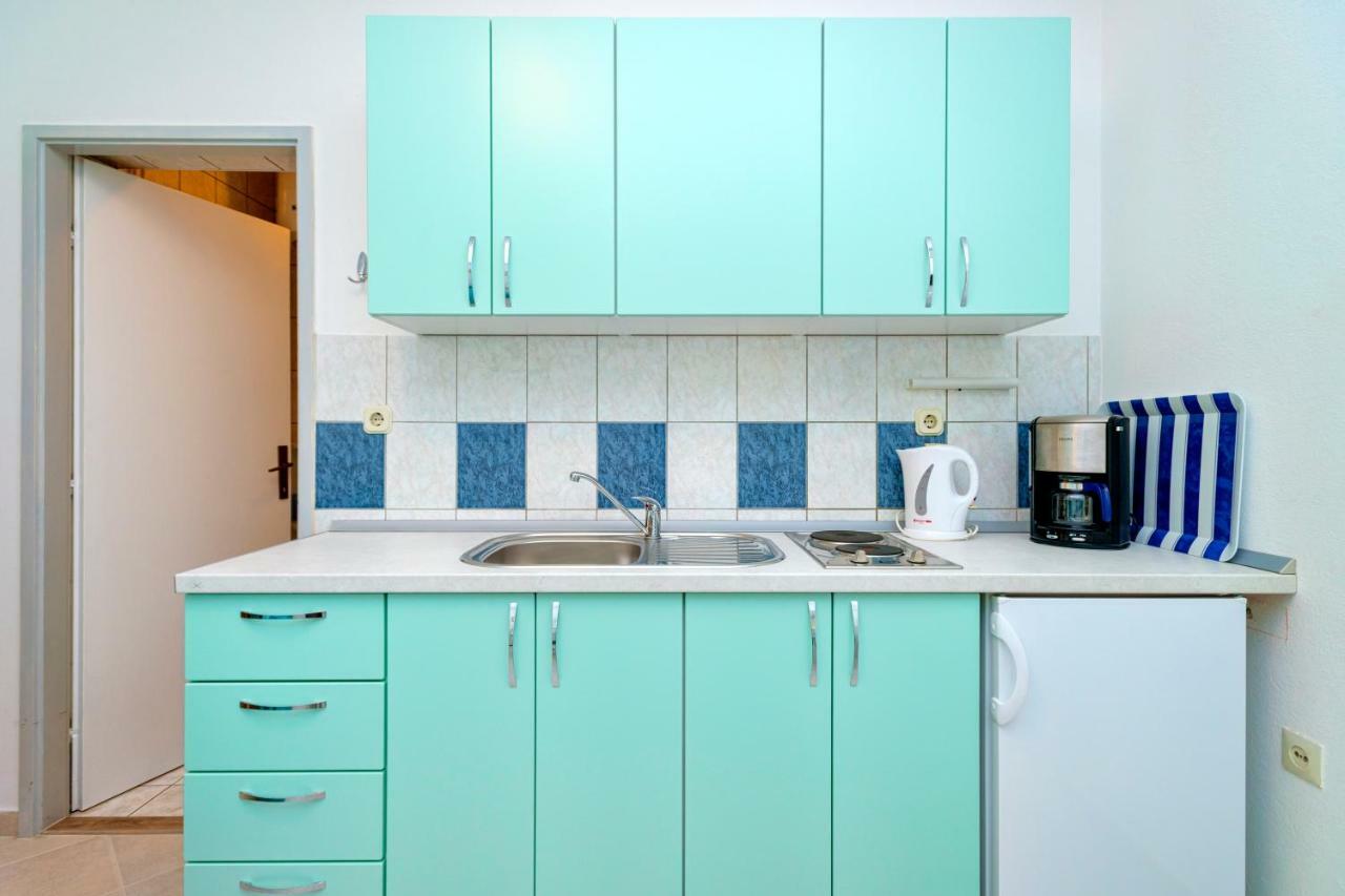 Apartments Ana Buratovic Stari Grad  Bagian luar foto
